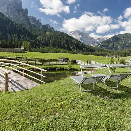 Speckstube Eggerhof Villa Braies  Buitenkant foto