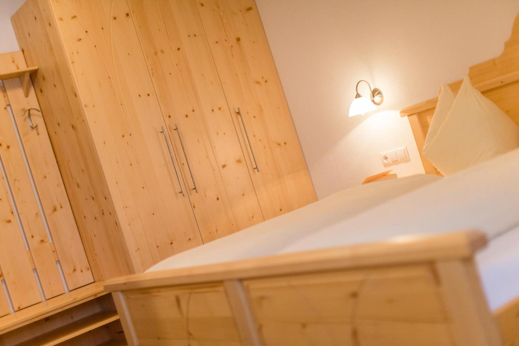 Speckstube Eggerhof Villa Braies  Kamer foto