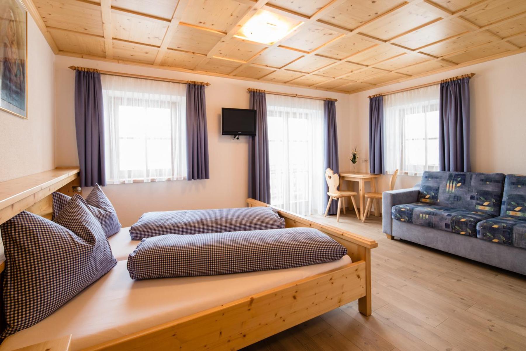 Speckstube Eggerhof Villa Braies  Kamer foto