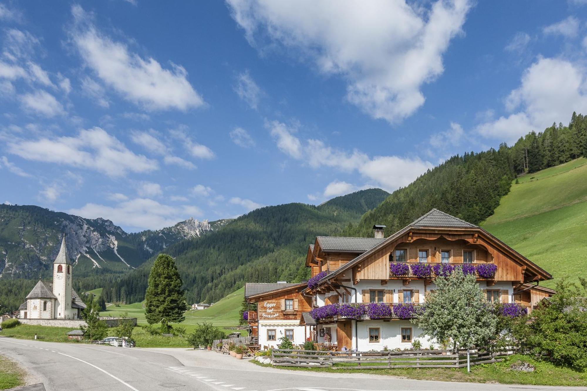 Speckstube Eggerhof Villa Braies  Buitenkant foto